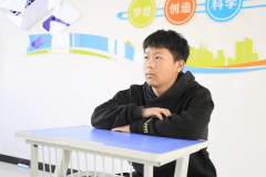 选择新华，奔赴未来