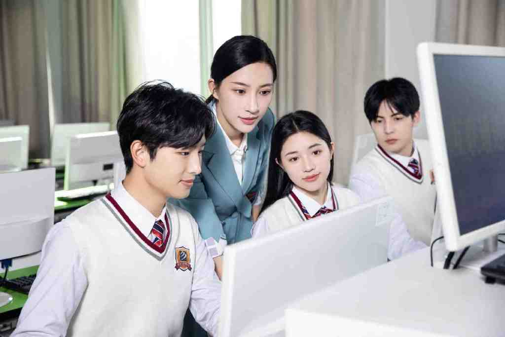 十月了还能转学吗？转学到哪个学校好？