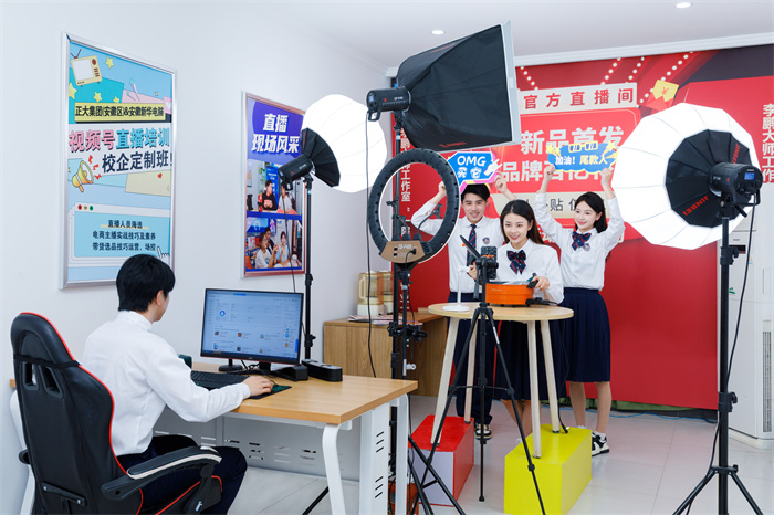 女生就业新趋势！适合初中毕业女生学的专业推荐